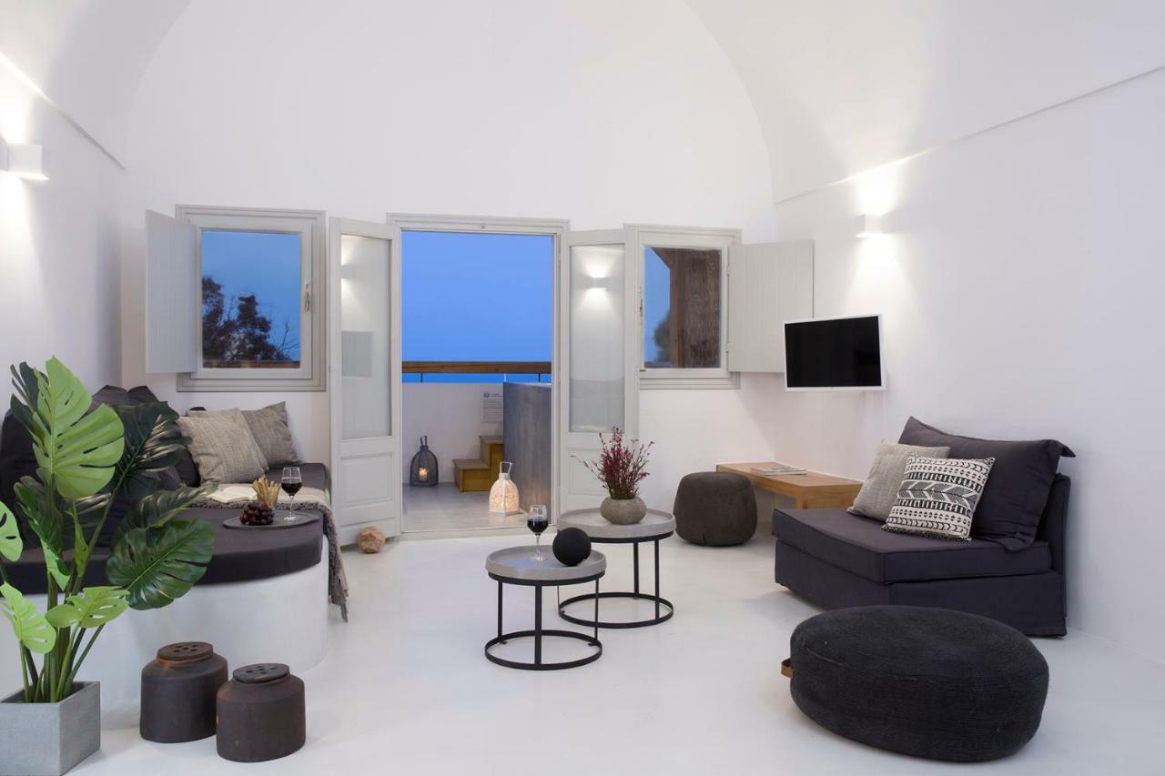 June Twenty Suites Karterados  Dış mekan fotoğraf