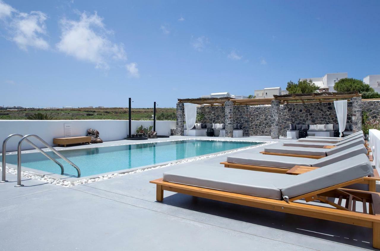 June Twenty Suites Karterados  Dış mekan fotoğraf